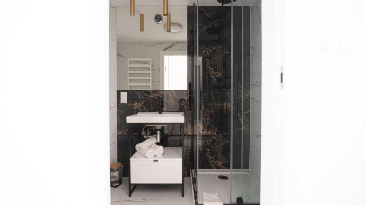 Apartament Z Widokiem Na Morze โควอบเซก ภายนอก รูปภาพ
